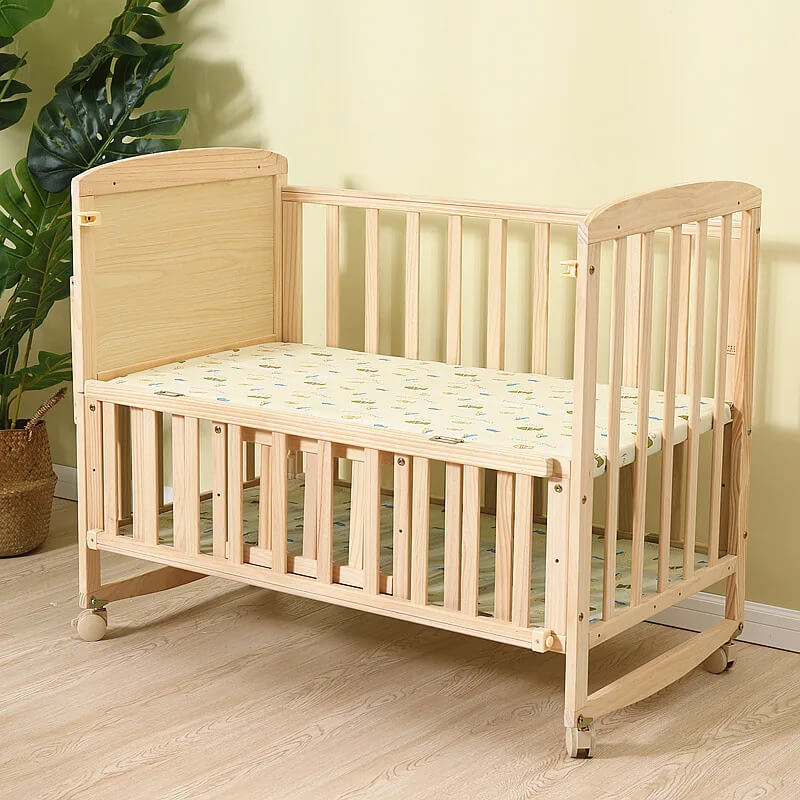 Multifunktionales Babybett aus Massivholz